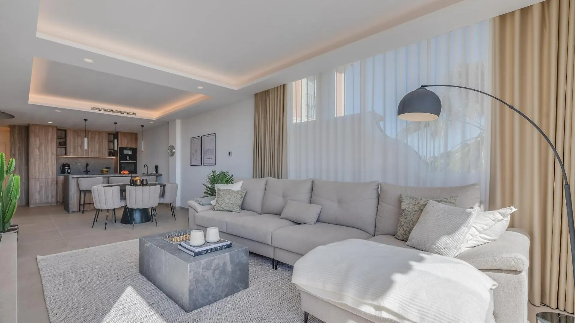 Luxury 3 Bdrm Apt With Private Pool And Stunning Sea Views Apartment Marbella 0*,