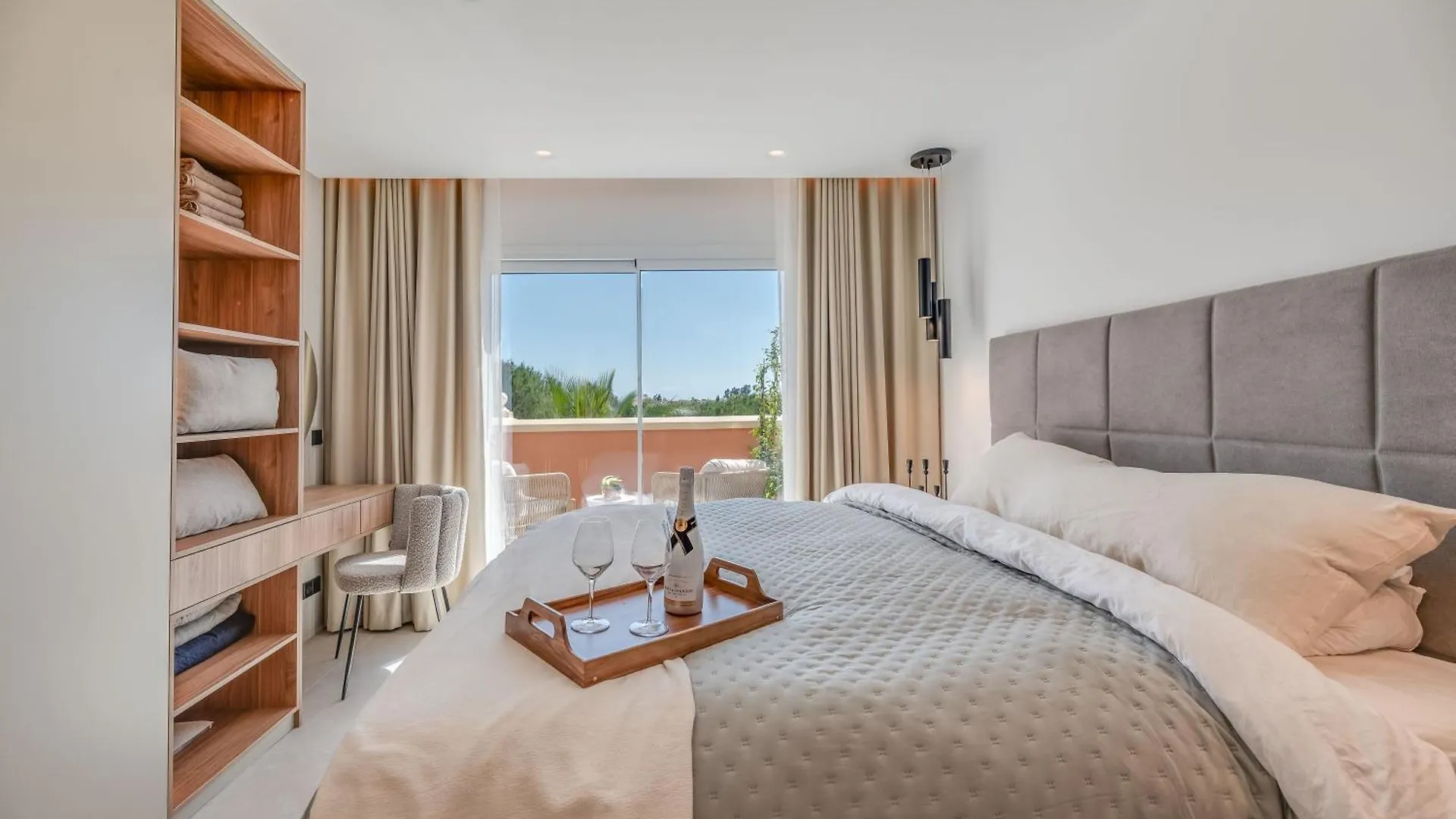 Luxury 3 Bdrm Apt With Private Pool And Stunning Sea Views Apartment Marbella