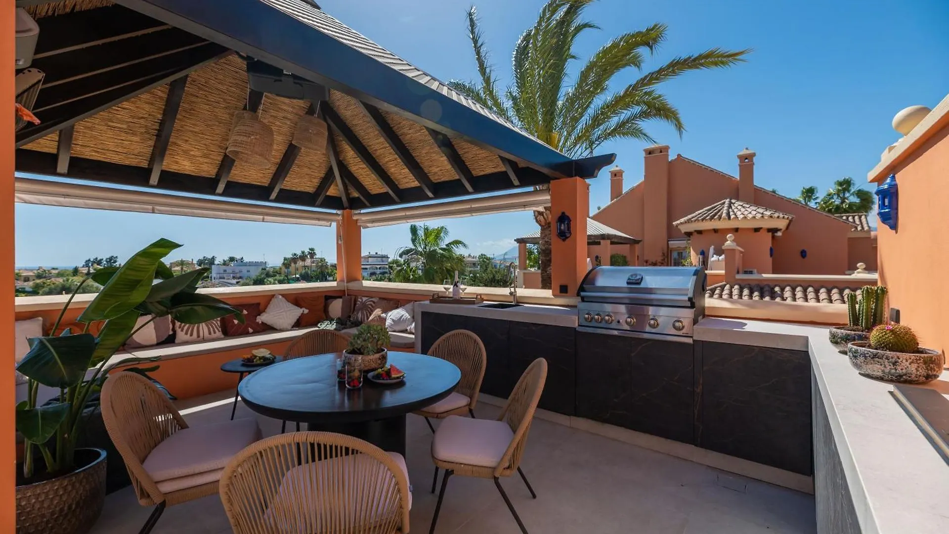 Luxury 3 Bdrm Apt With Private Pool And Stunning Sea Views Apartment Marbella 0*,