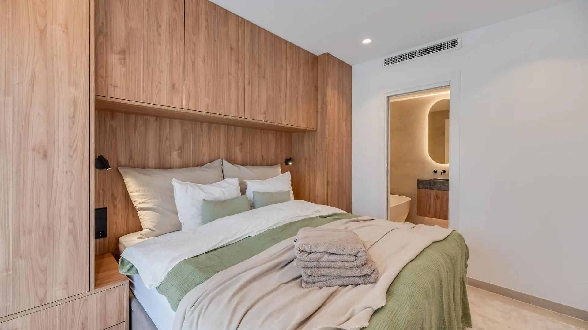 Luxury 3 Bdrm Apt With Private Pool And Stunning Sea Views Apartment Marbella