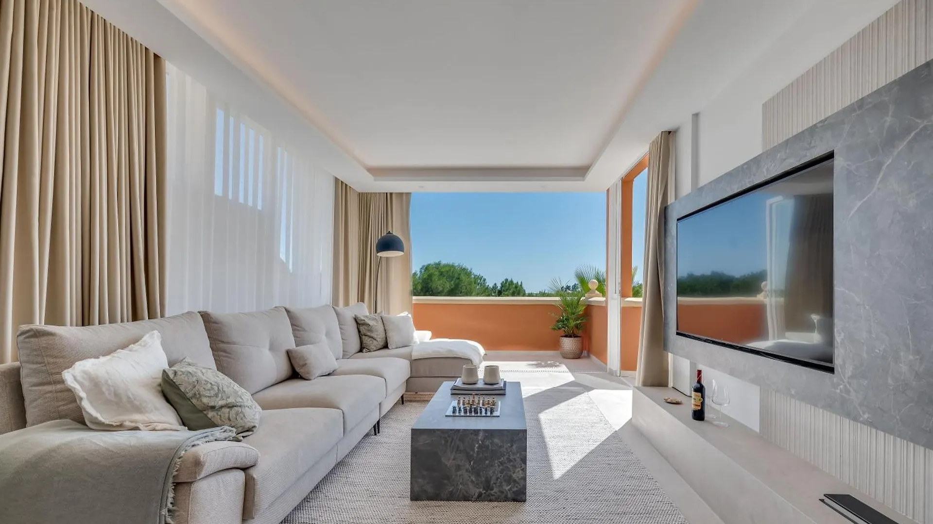 Luxury 3 Bdrm Apt With Private Pool And Stunning Sea Views Apartment Marbella 0*,  Spain